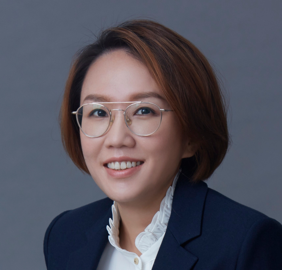 Dr. Celina Y. Y. Chuang